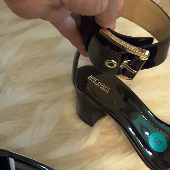 Michael kors patent leather heel - Picture 8 of 8